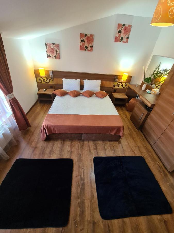 부쿠레슈티 Garsoniera Privata B&B 외부 사진