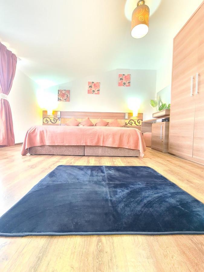 부쿠레슈티 Garsoniera Privata B&B 외부 사진